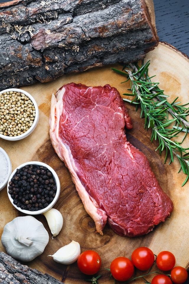 Mięso jest dobrym źródłem żelaza w diecie